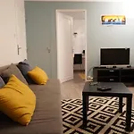 Bel Appartement Spacieux Bien Situe Parking Gratuit